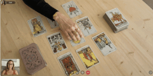 ¿Cómo elegir un tarot online de confianza? 10 aspectos que deberías comprobar